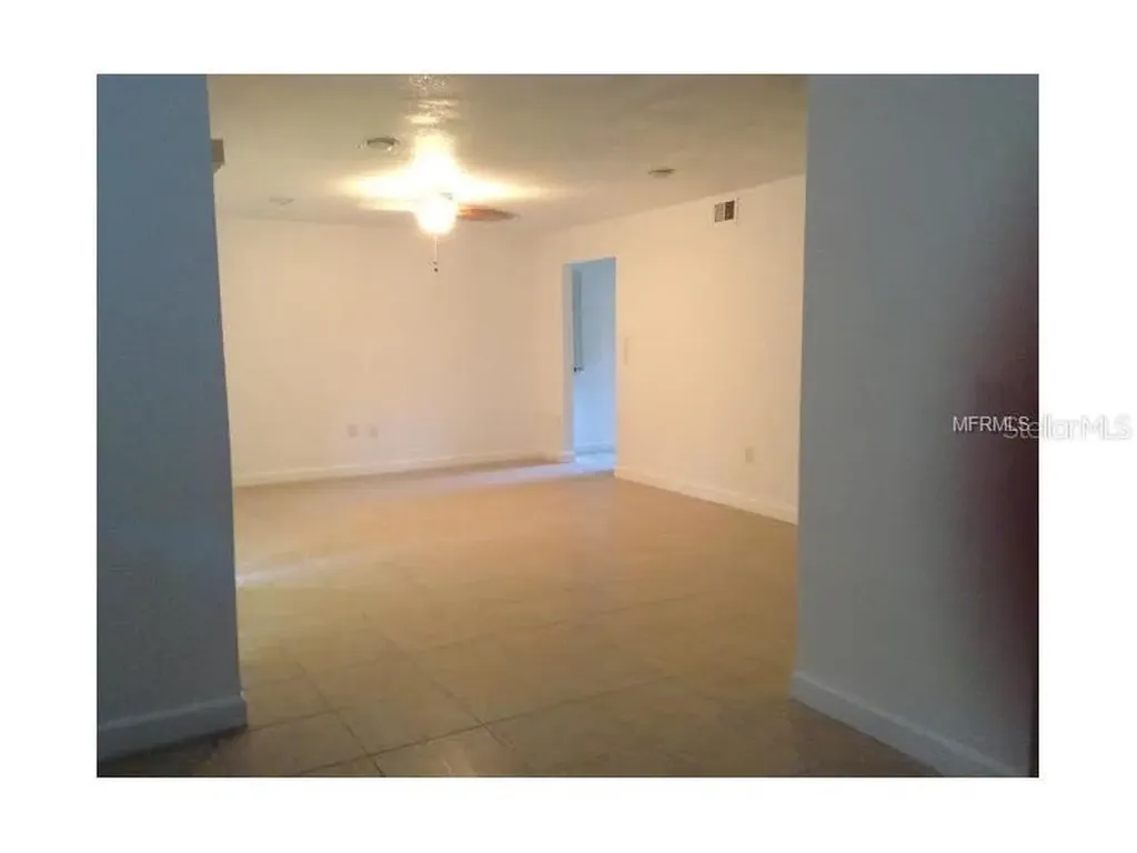 3975 Versailles Drive Orlando FL 32808
