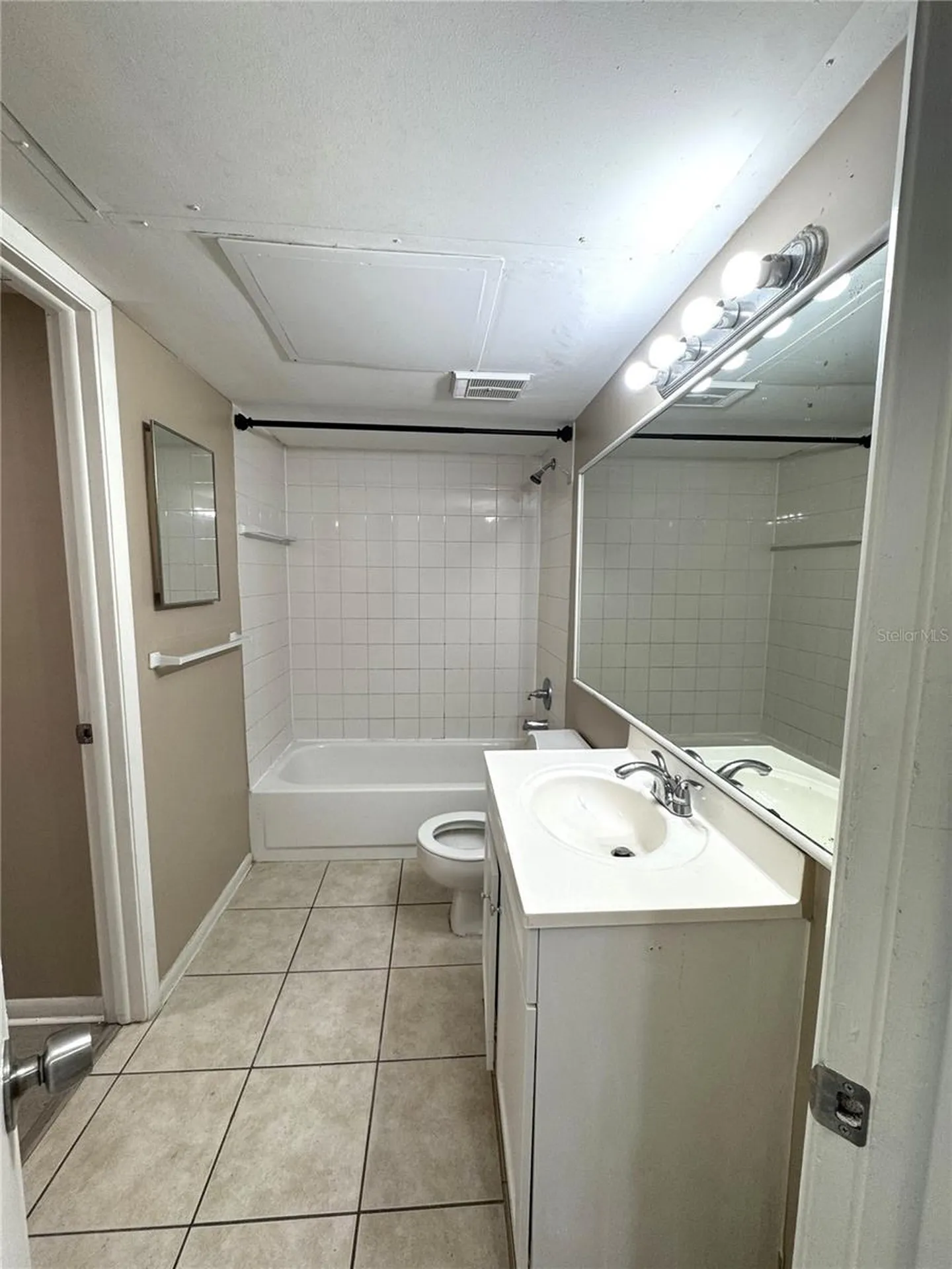 1916 Lake Atriums Circle Orlando FL 32839