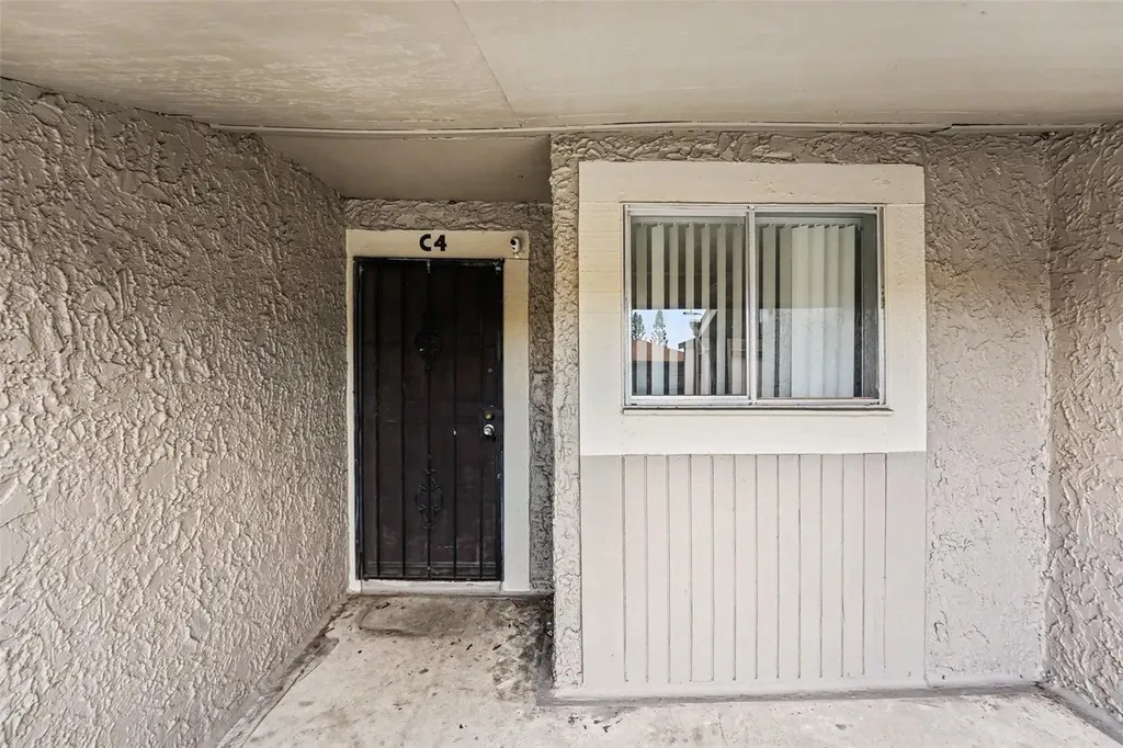 6308 Newtown Circle Tampa FL 33615