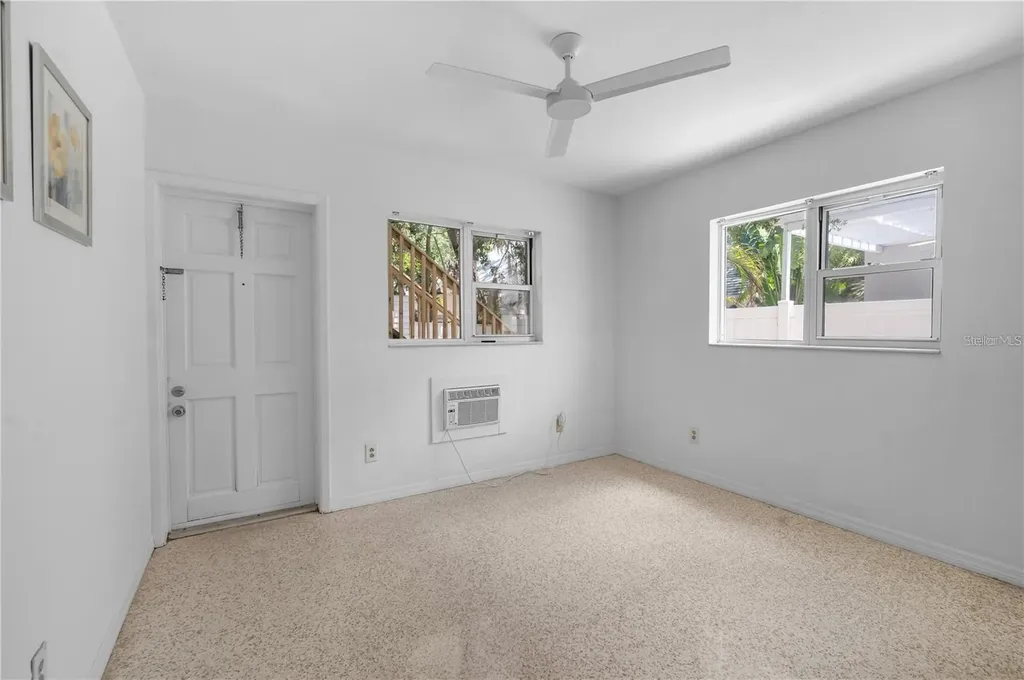 1739 Siesta Drive Sarasota FL 34239