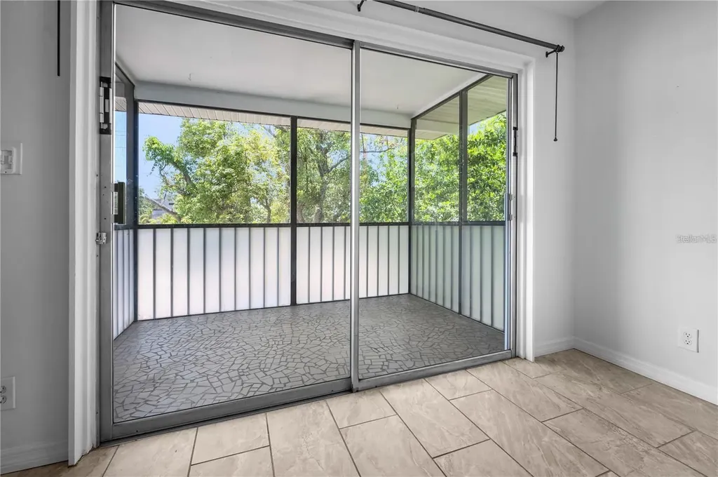 1739 Siesta Drive Sarasota FL 34239