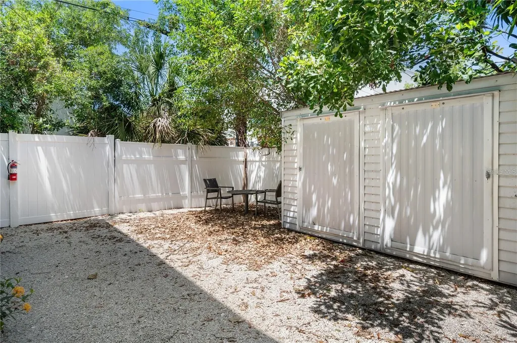 1739 Siesta Drive Sarasota FL 34239