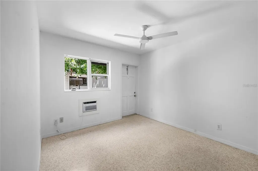 1739 Siesta Drive Sarasota FL 34239