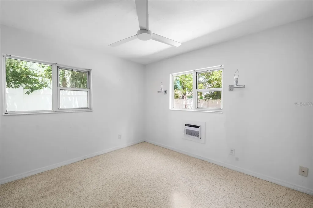 1739 Siesta Drive Sarasota FL 34239