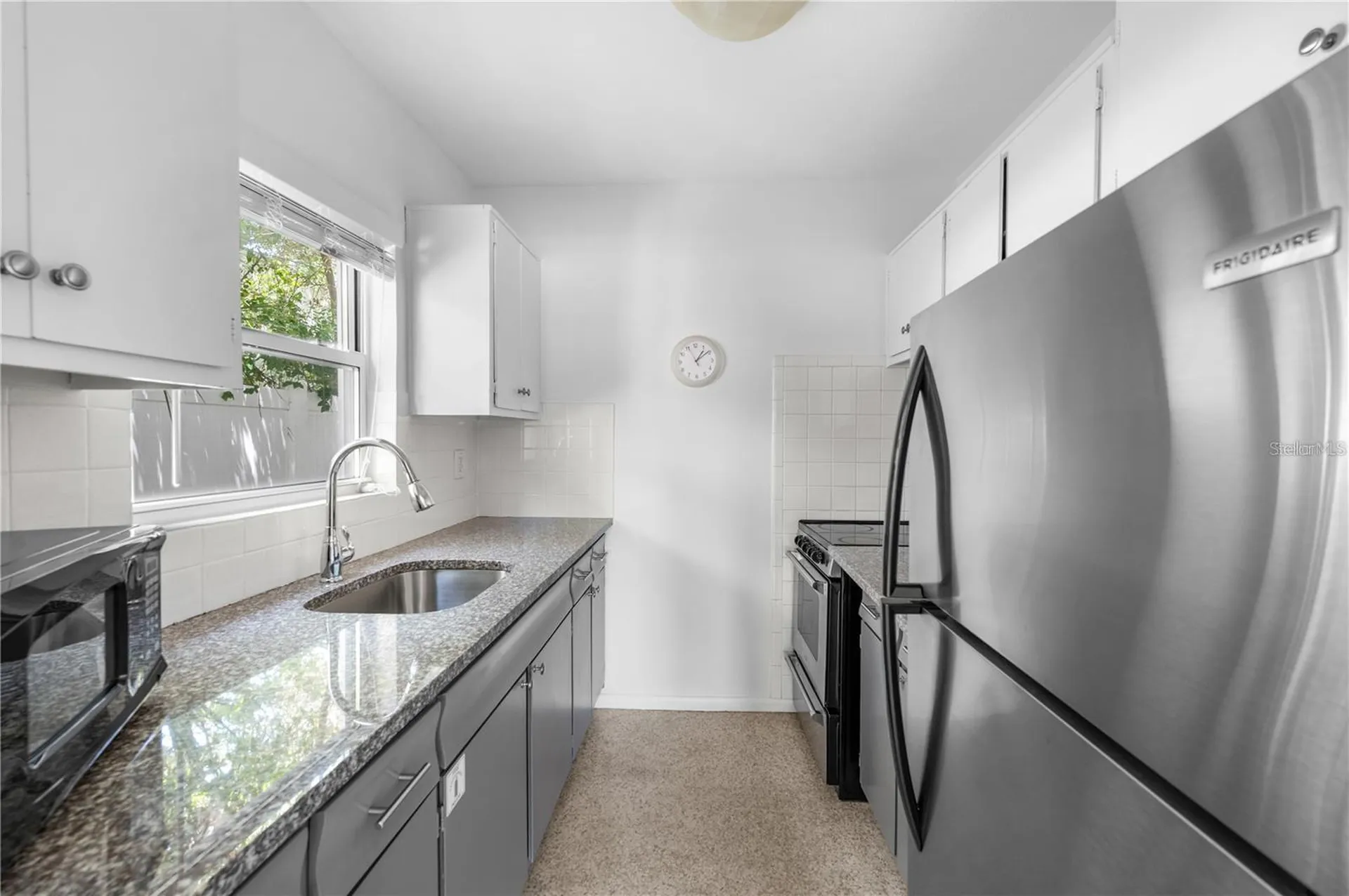 1739 Siesta Drive Sarasota FL 34239