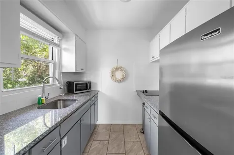 1739 Siesta Drive Sarasota FL 34239