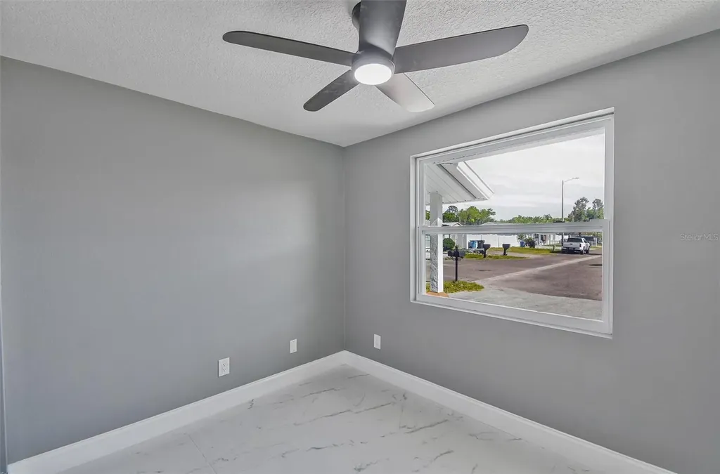 8801 Thousand Oaks Court Tampa FL 33634
