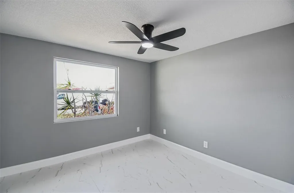 8801 Thousand Oaks Court Tampa FL 33634