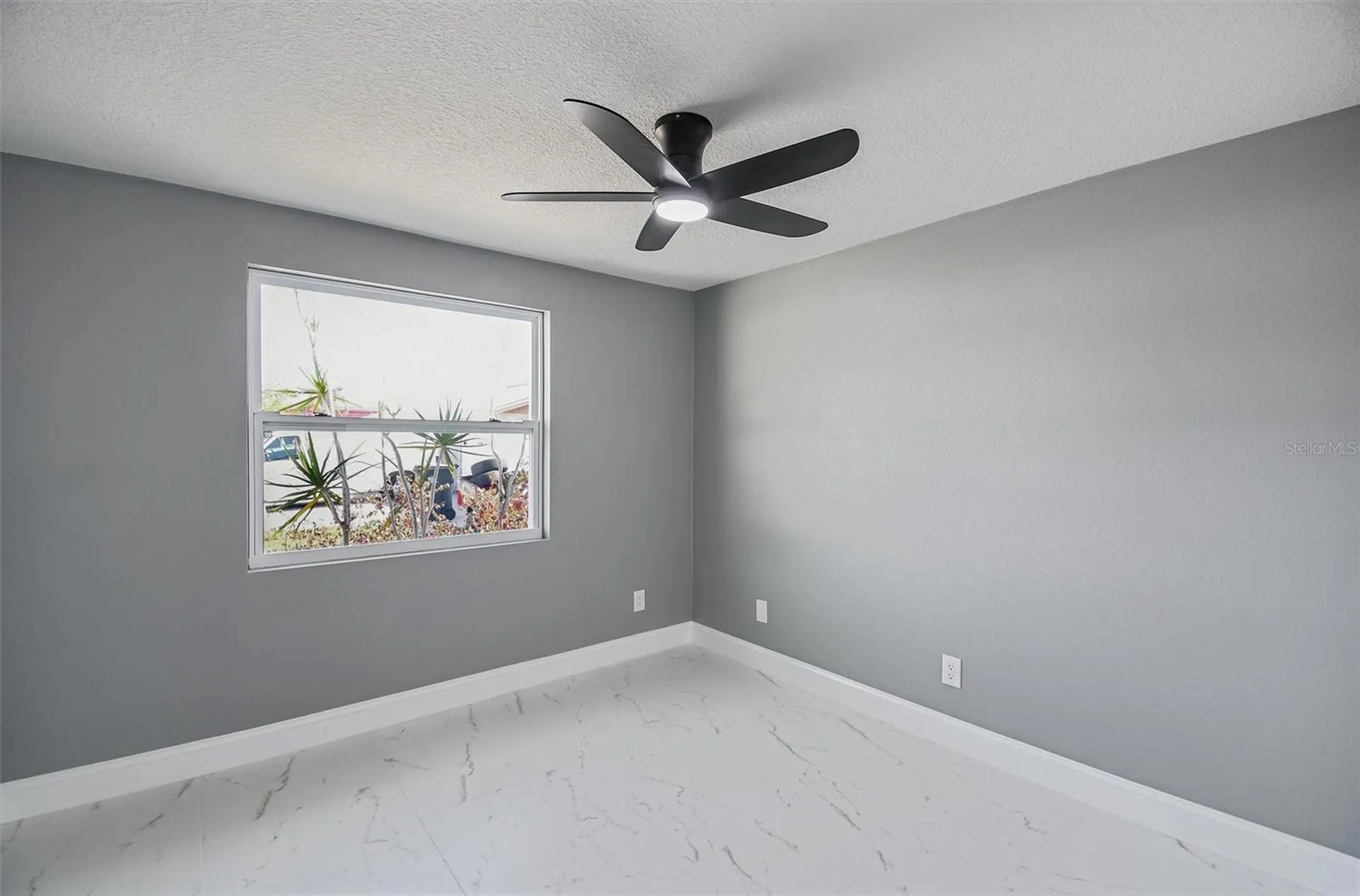 8801 Thousand Oaks Court Tampa FL 33634