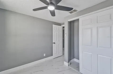 8801 Thousand Oaks Court Tampa FL 33634