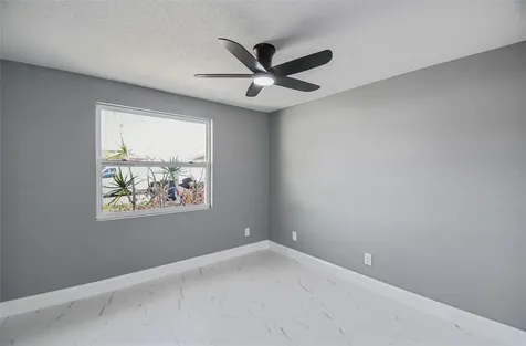 8801 Thousand Oaks Court Tampa FL 33634