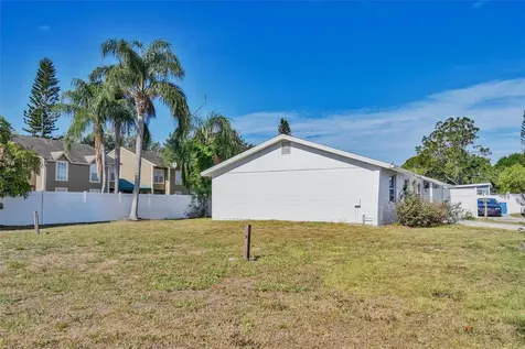 8801 Thousand Oaks Court Tampa FL 33634