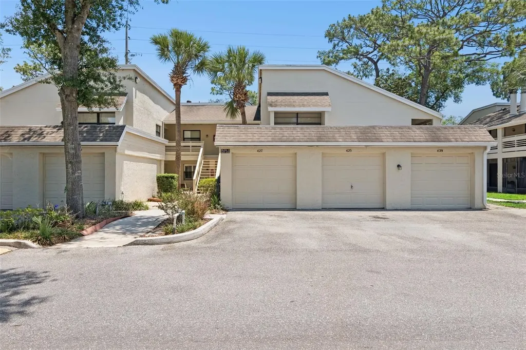 427 S Netherwood Crescent Altamonte Springs FL 32714