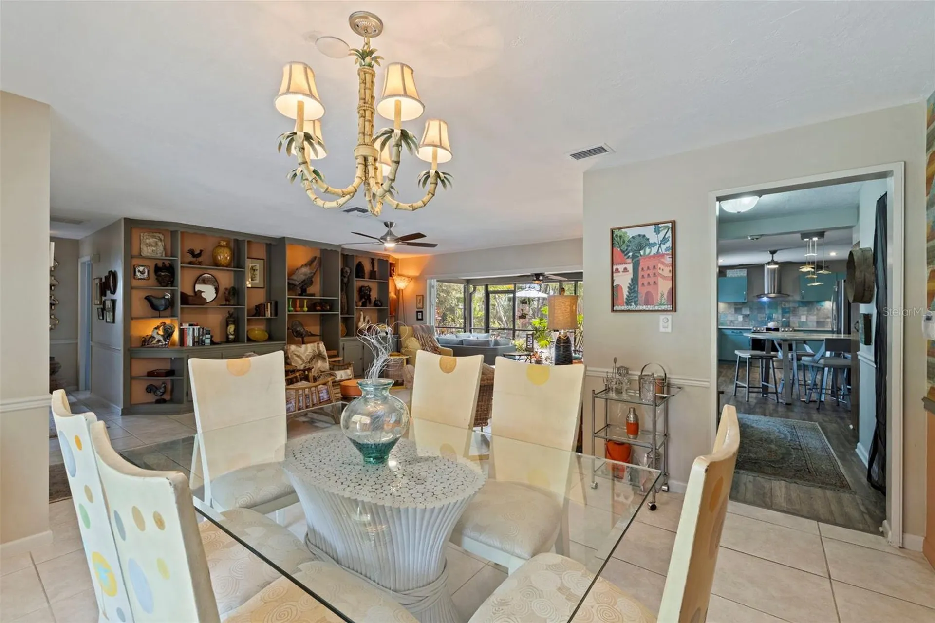 6848 16th Way S St Petersburg FL 33712