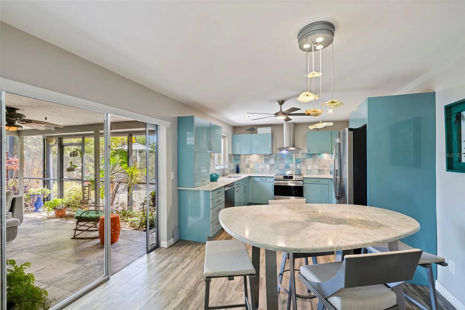 6848 16th Way S St Petersburg FL 33712