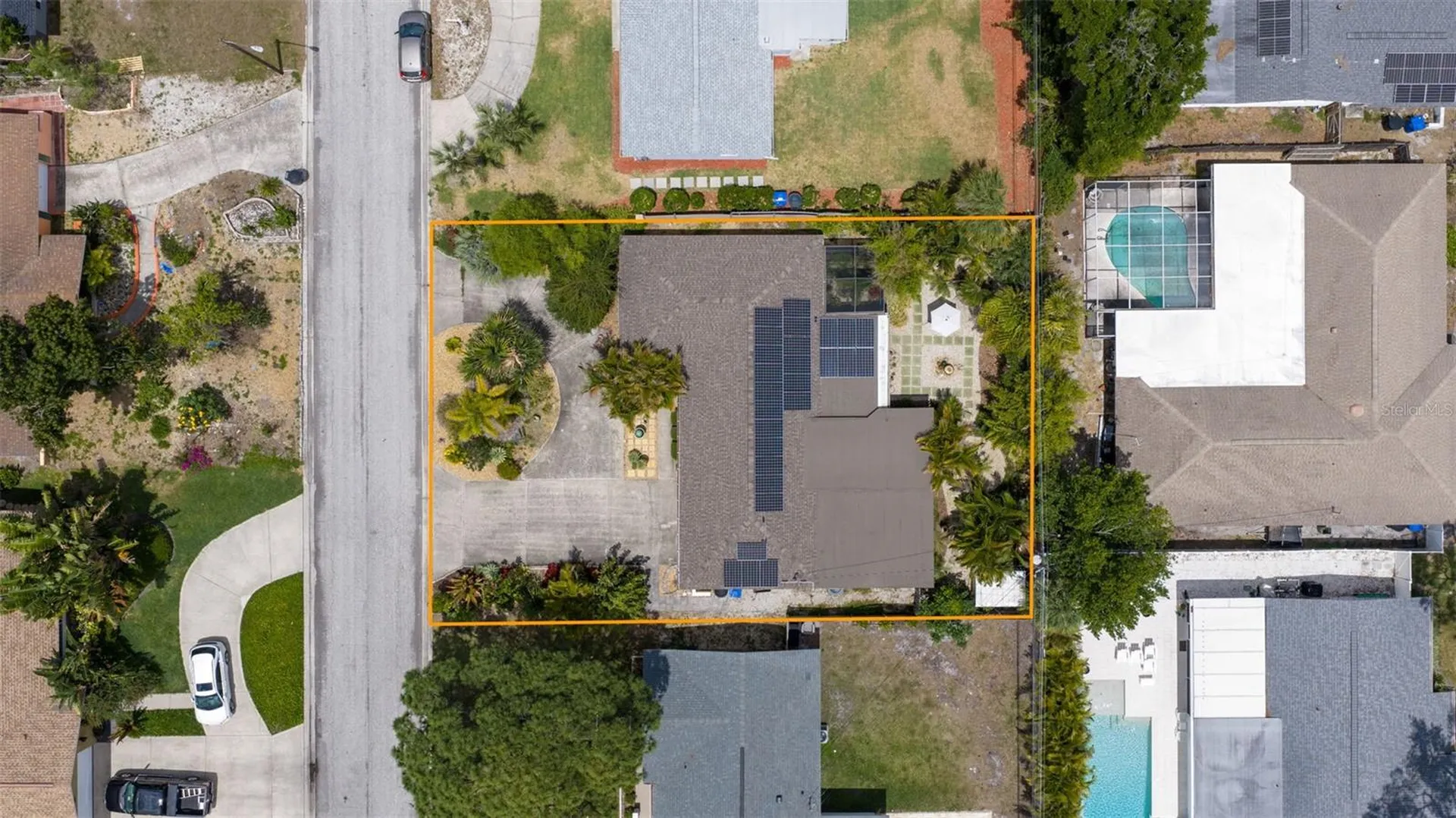 6848 16th Way S St Petersburg FL 33712
