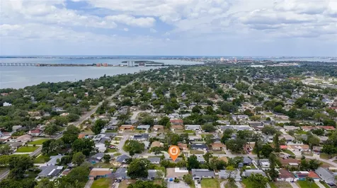 6848 16th Way S St Petersburg FL 33712
