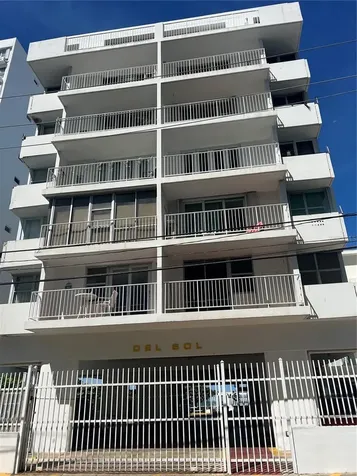 16 Amapola Carolina PR 00979