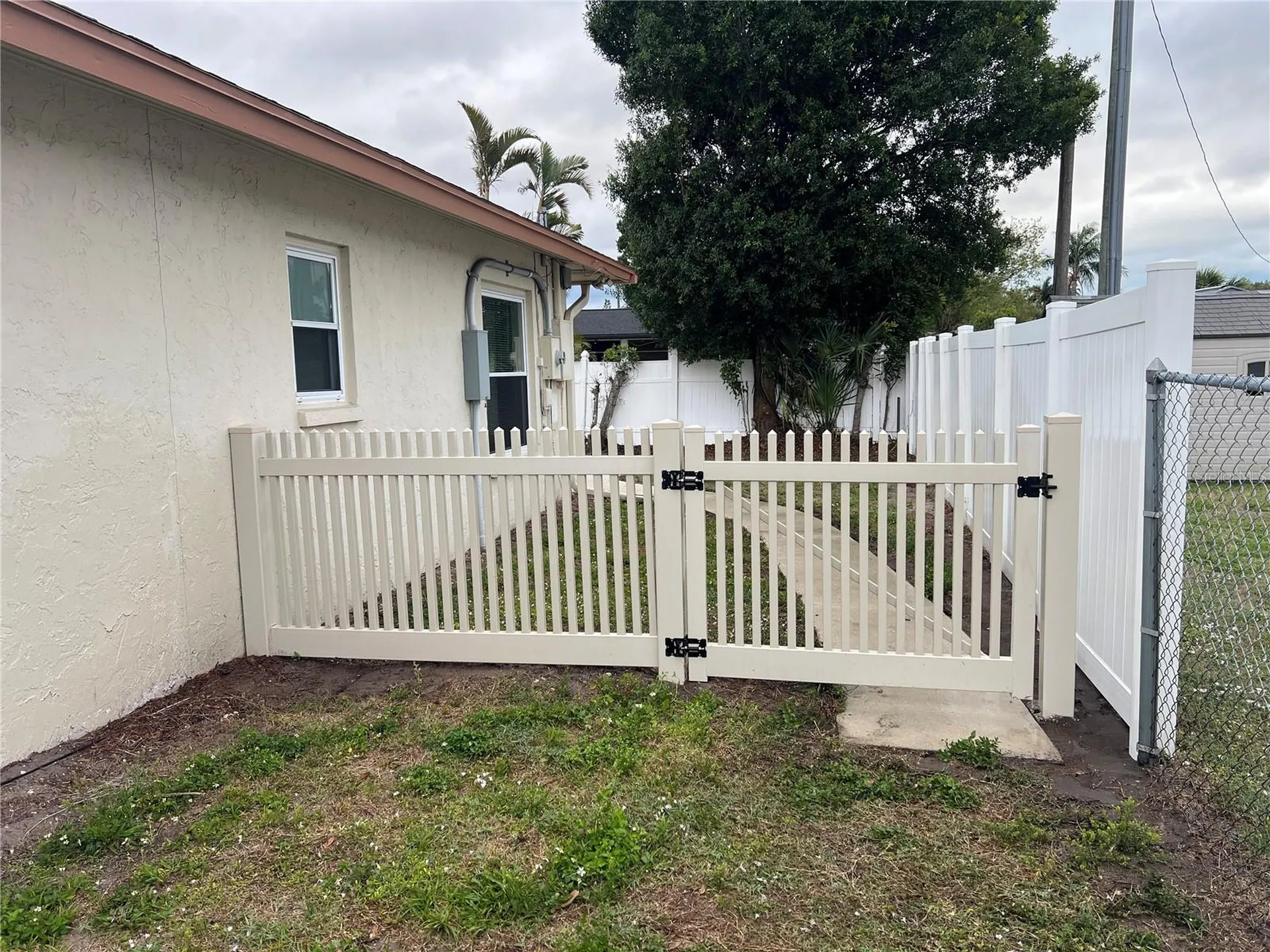 3710 Wilkinson Road Sarasota FL 34233