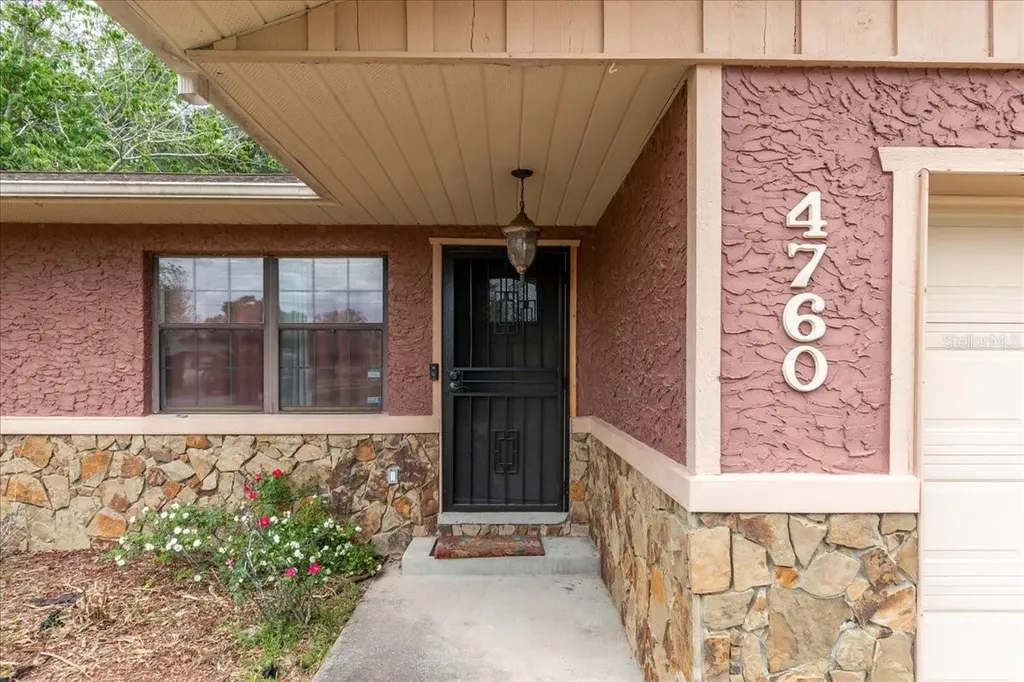 4760 NE 28th Terrace Ocala FL 34479