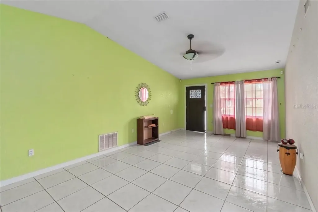 4760 NE 28th Terrace Ocala FL 34479
