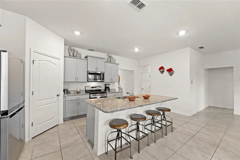 7630 Oakmoss Loop Davenport FL 33837
