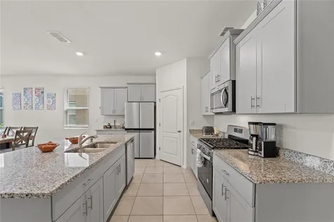 7630 Oakmoss Loop Davenport FL 33837