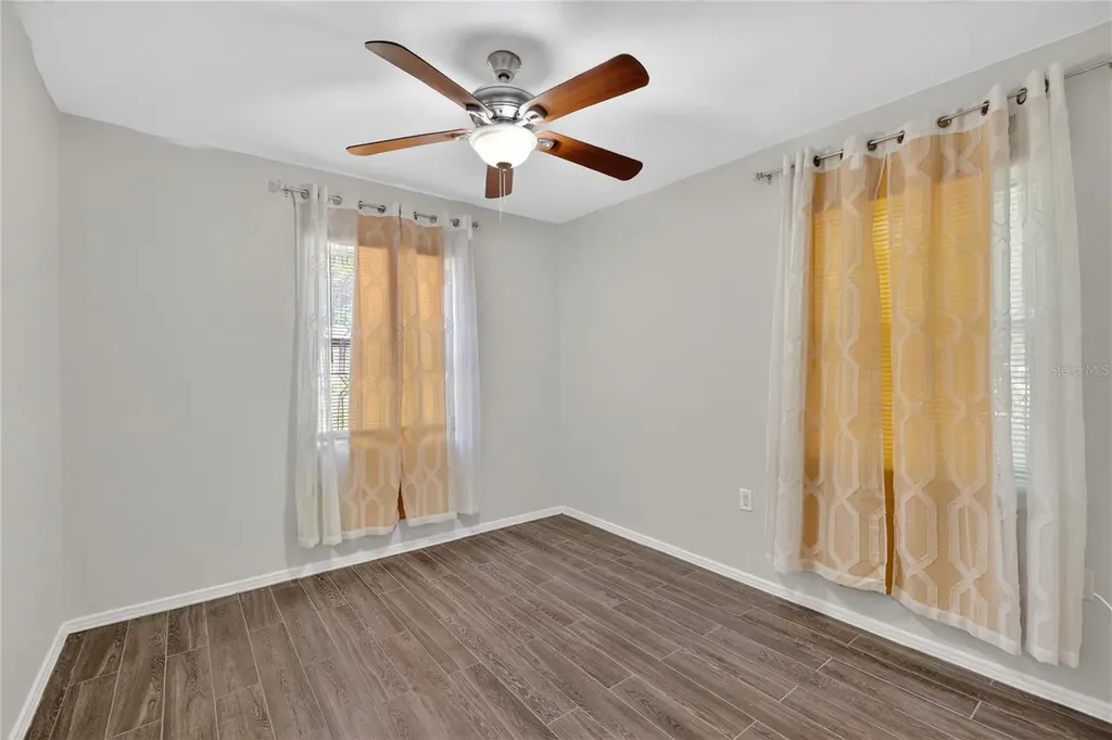 706 Mission Drive Wildwood FL 34785
