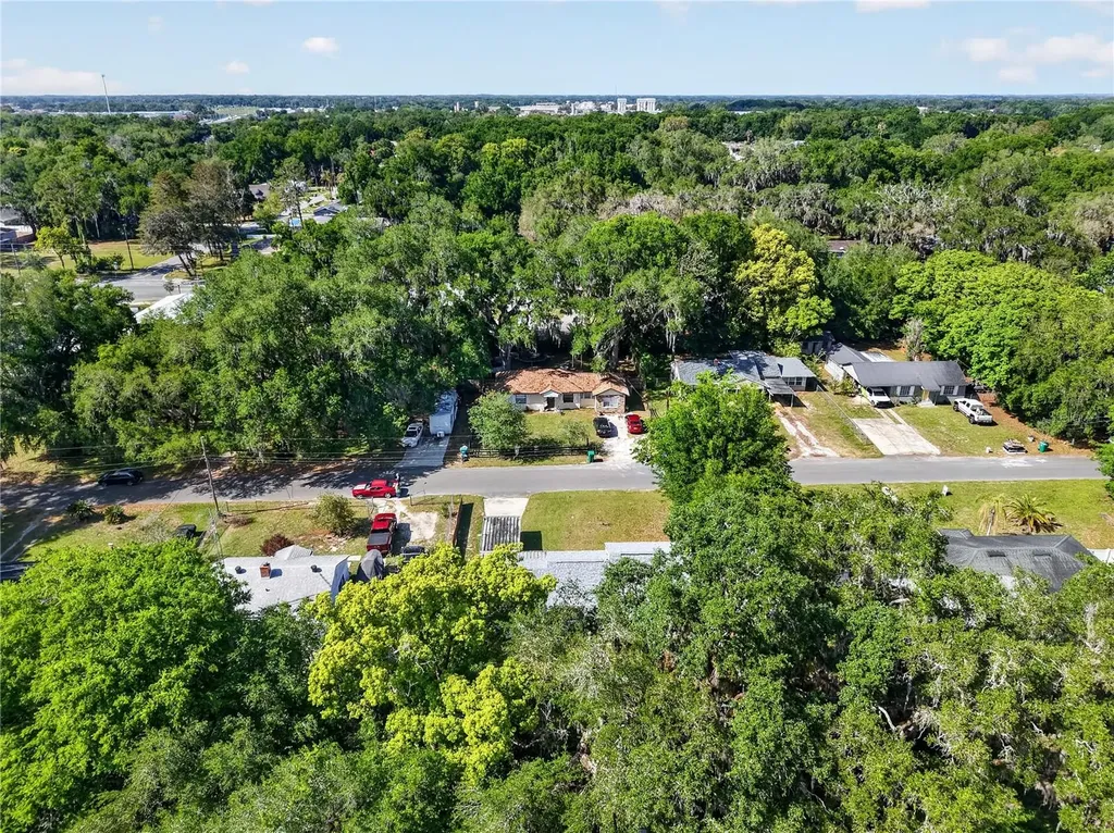 706 Mission Drive Wildwood FL 34785