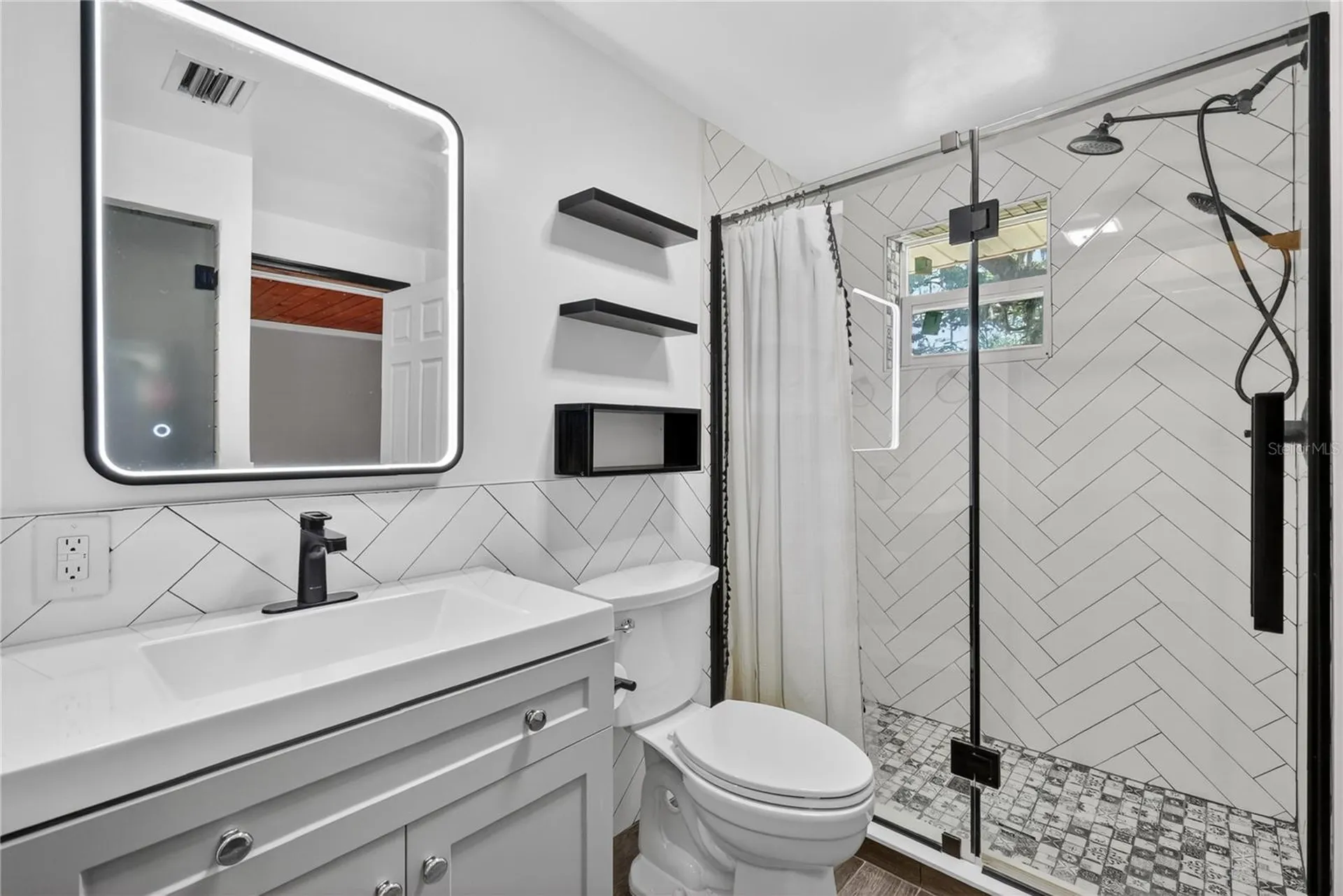 706 Mission Drive Wildwood FL 34785