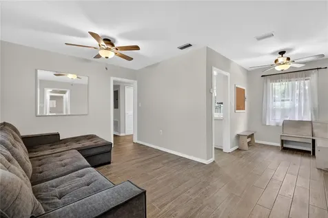 706 Mission Drive Wildwood FL 34785