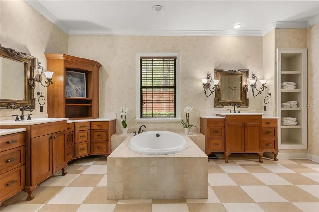 1244 E Lake Colony Drive Maitland FL 32751