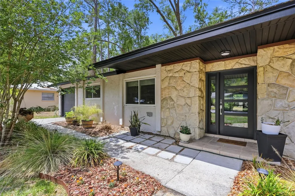 4202 NW 15th Place Gainesville FL 32605