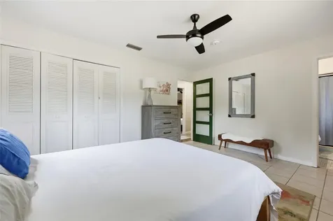4202 NW 15th Place Gainesville FL 32605