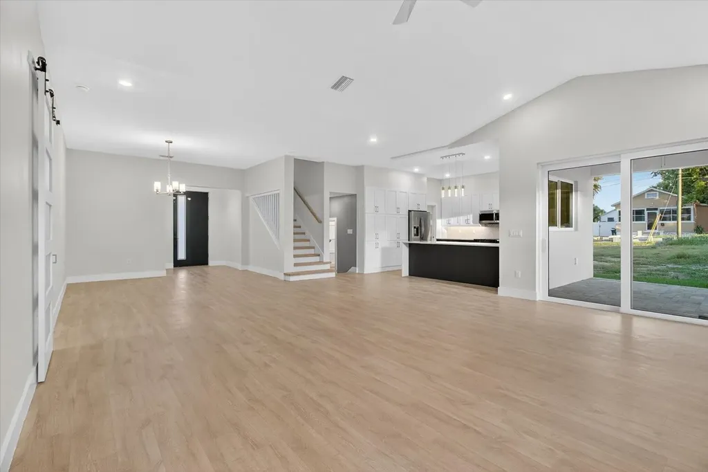 207 Athens Street Tarpon Springs FL 34689