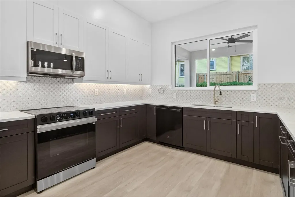 207 Athens Street Tarpon Springs FL 34689