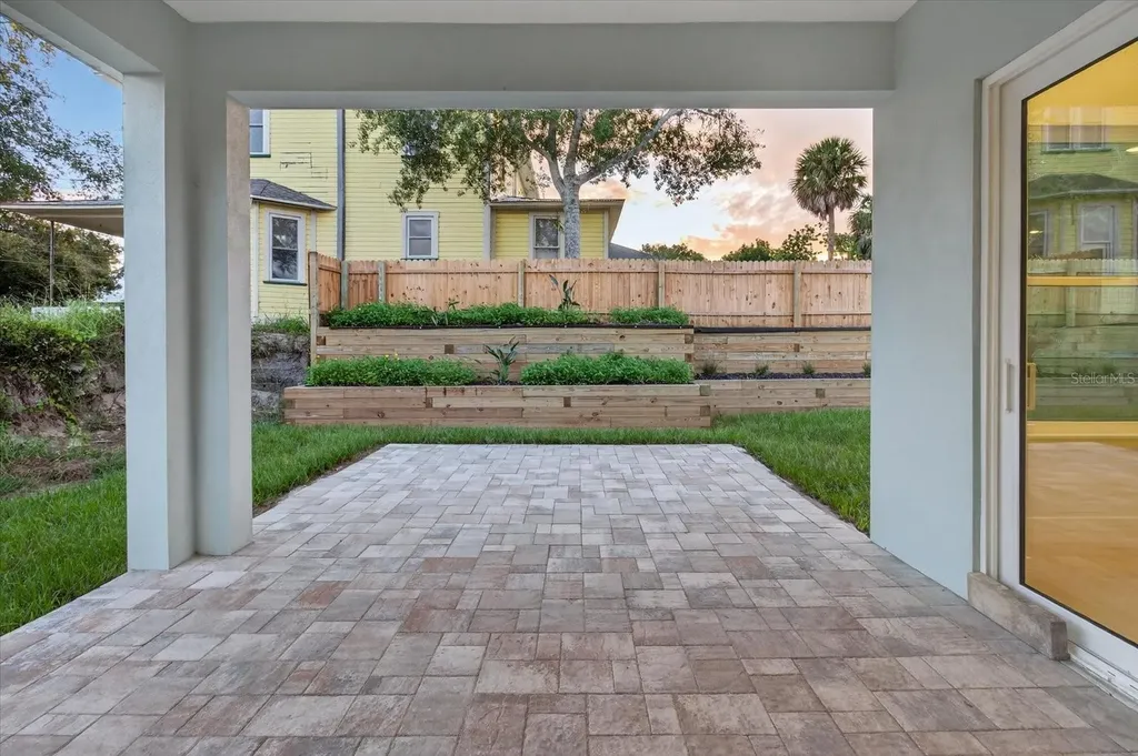 207 Athens Street Tarpon Springs FL 34689