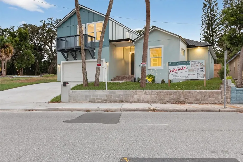 207 Athens Street Tarpon Springs FL 34689