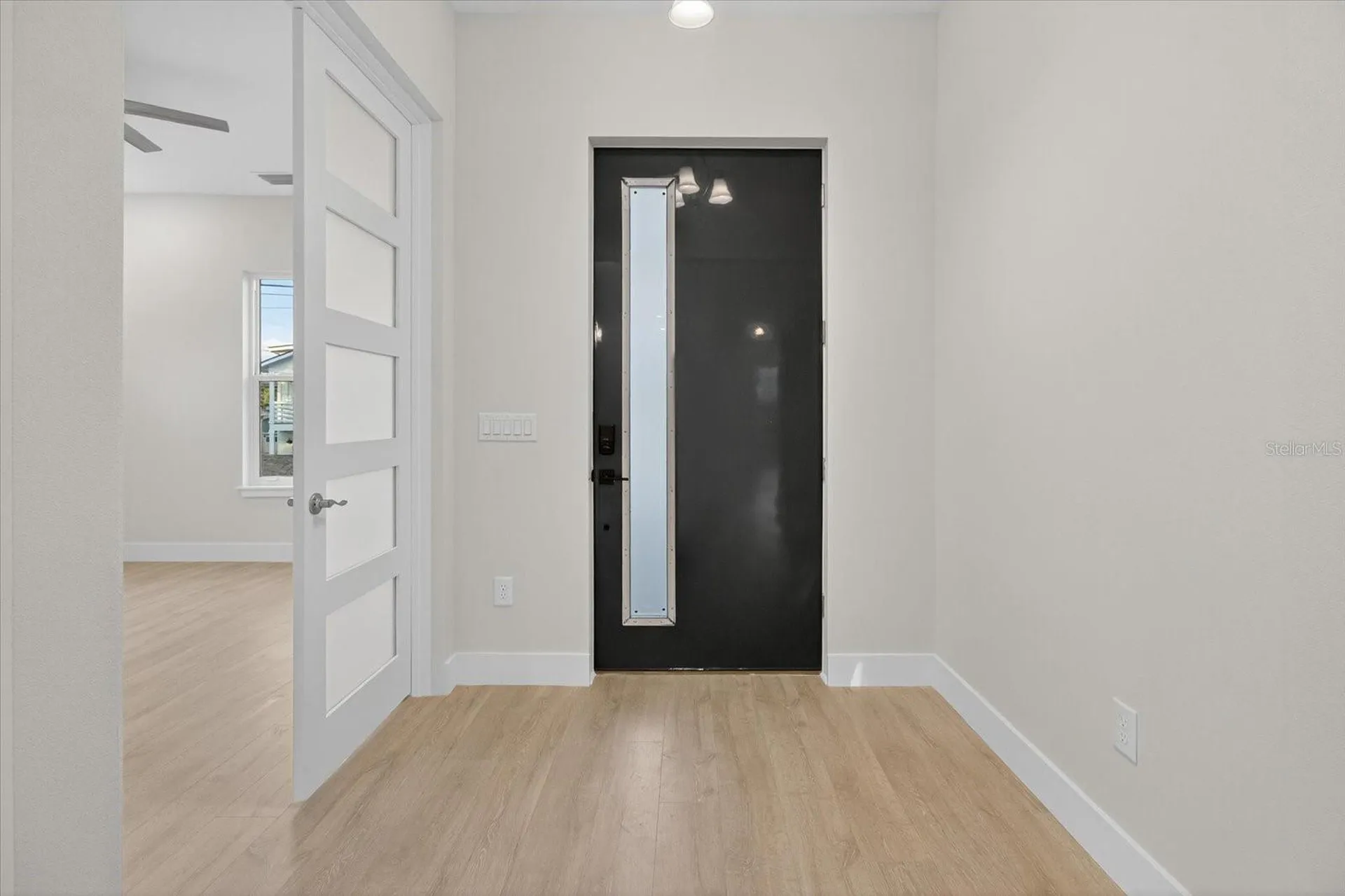 207 Athens Street Tarpon Springs FL 34689