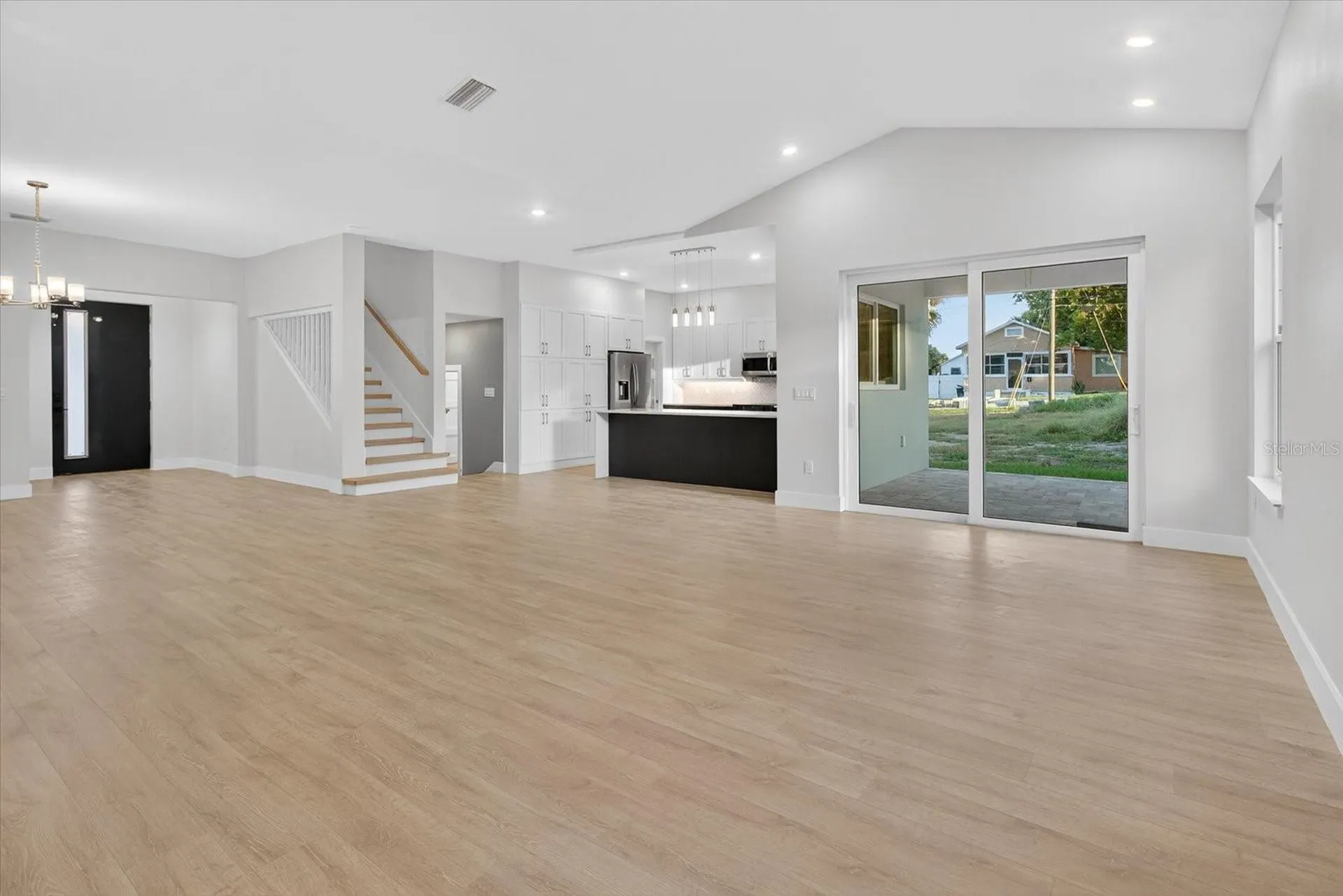 207 Athens Street Tarpon Springs FL 34689
