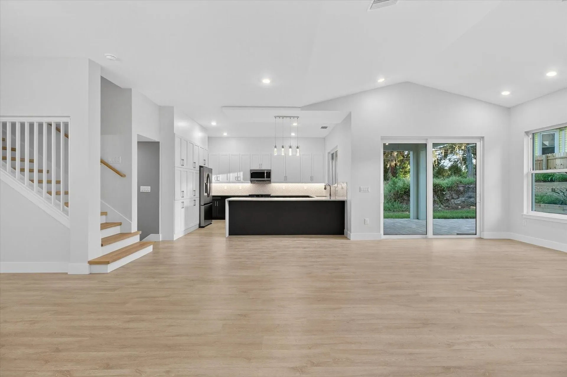 207 Athens Street Tarpon Springs FL 34689