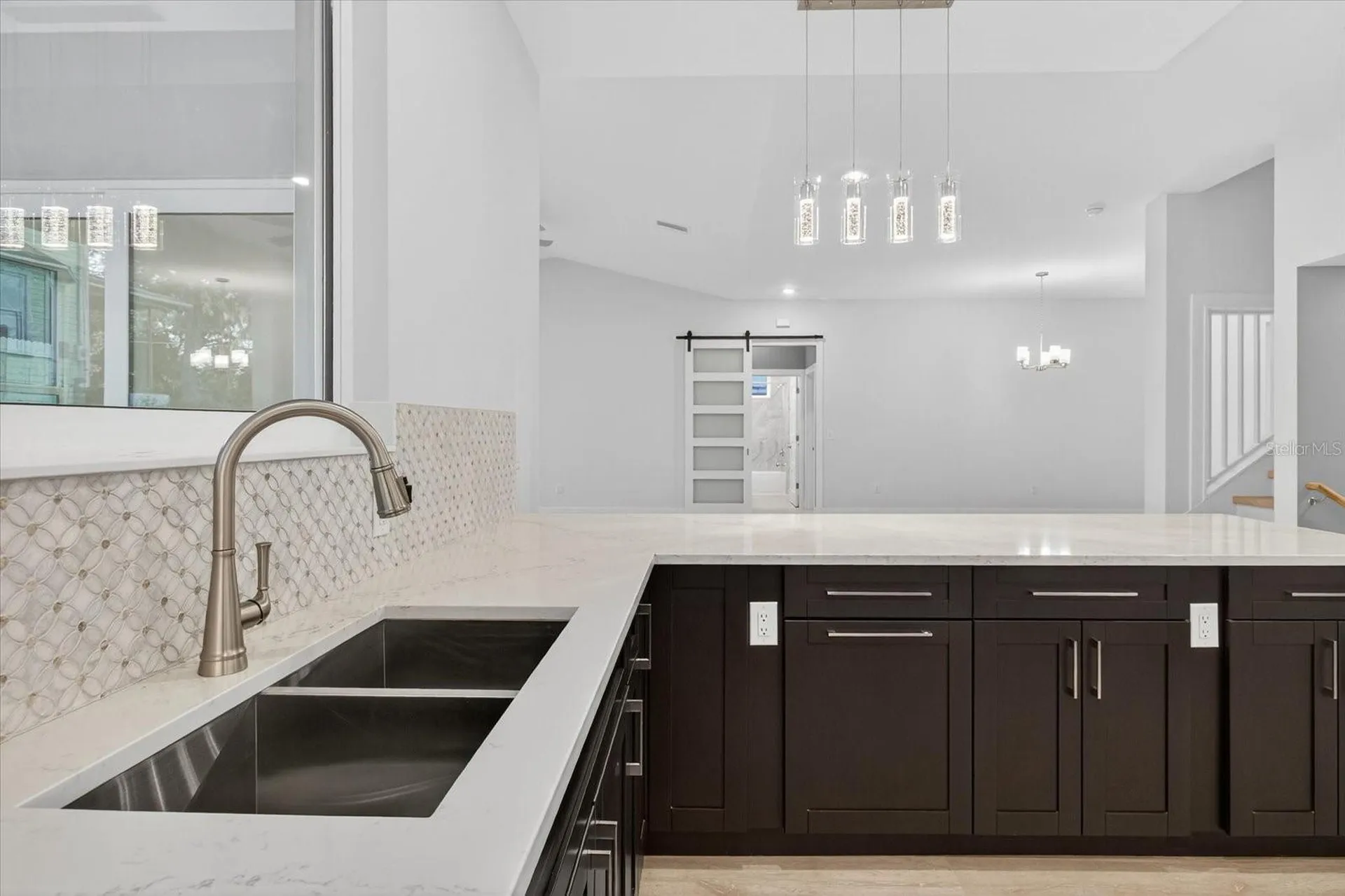 207 Athens Street Tarpon Springs FL 34689