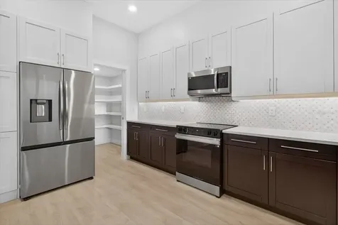 207 Athens Street Tarpon Springs FL 34689