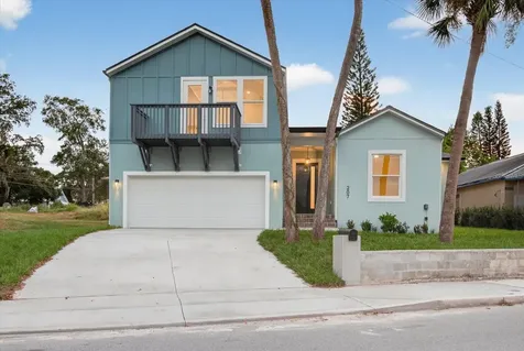 207 Athens Street Tarpon Springs FL 34689