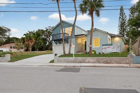 207 Athens Street Tarpon Springs FL 34689