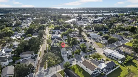 207 Athens Street Tarpon Springs FL 34689