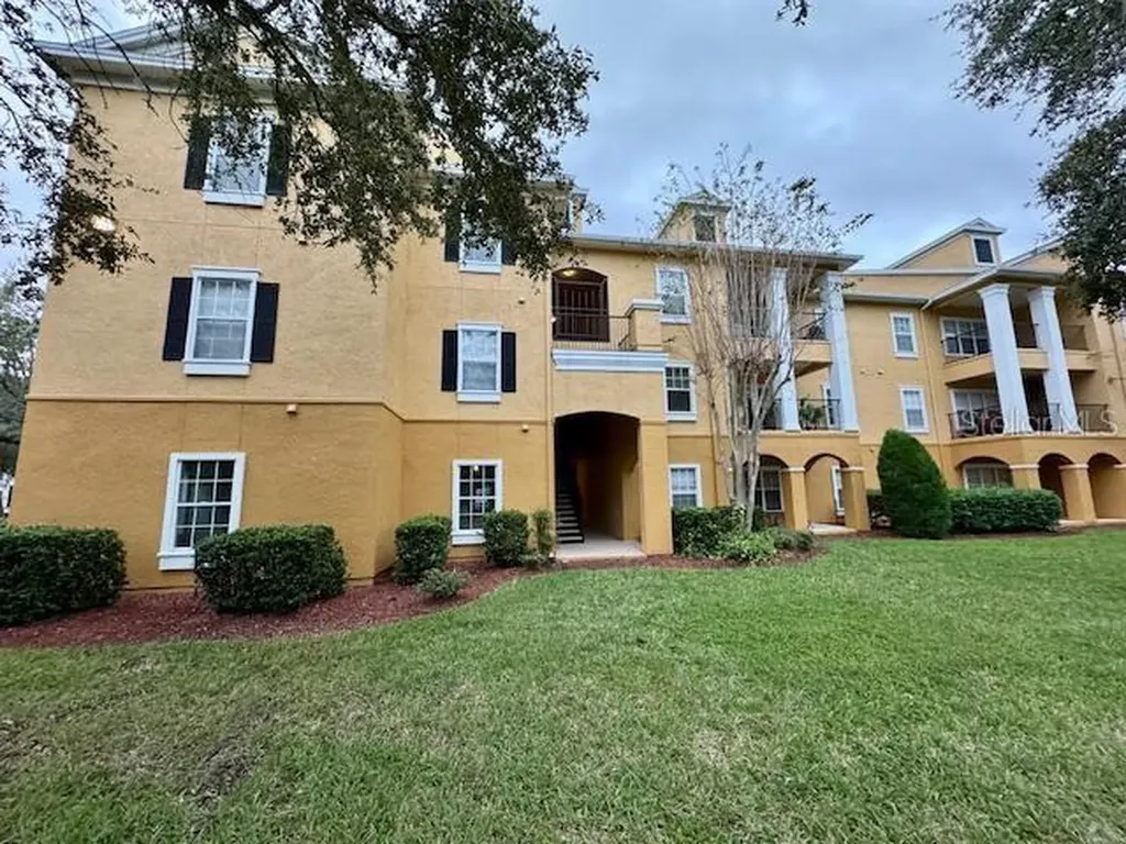 3611 Conroy Orlando FL 32839