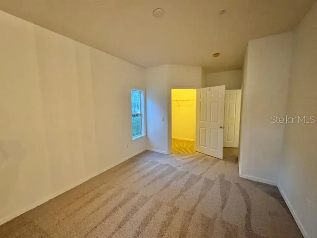 3611 Conroy Orlando FL 32839