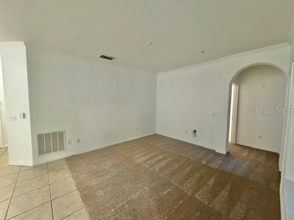 3611 Conroy Orlando FL 32839