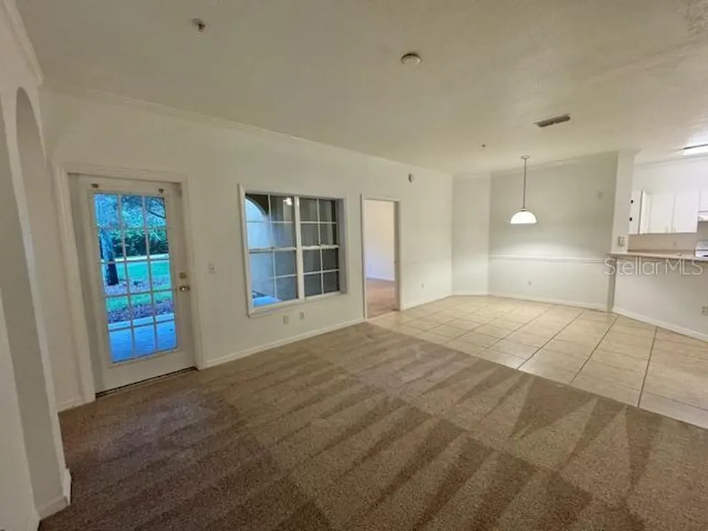 3611 Conroy Orlando FL 32839